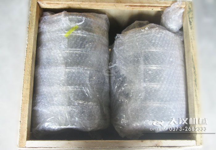 Φ300試驗篩發(fā)貨 Φ300試驗篩發(fā)貨